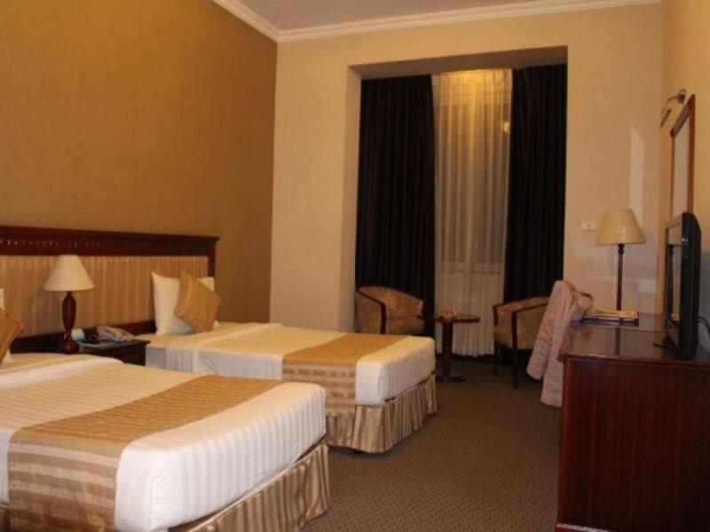 Aloha Halong Hotel Ha Long Exterior photo