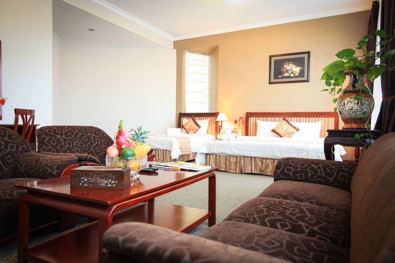 Aloha Halong Hotel Ha Long Exterior photo