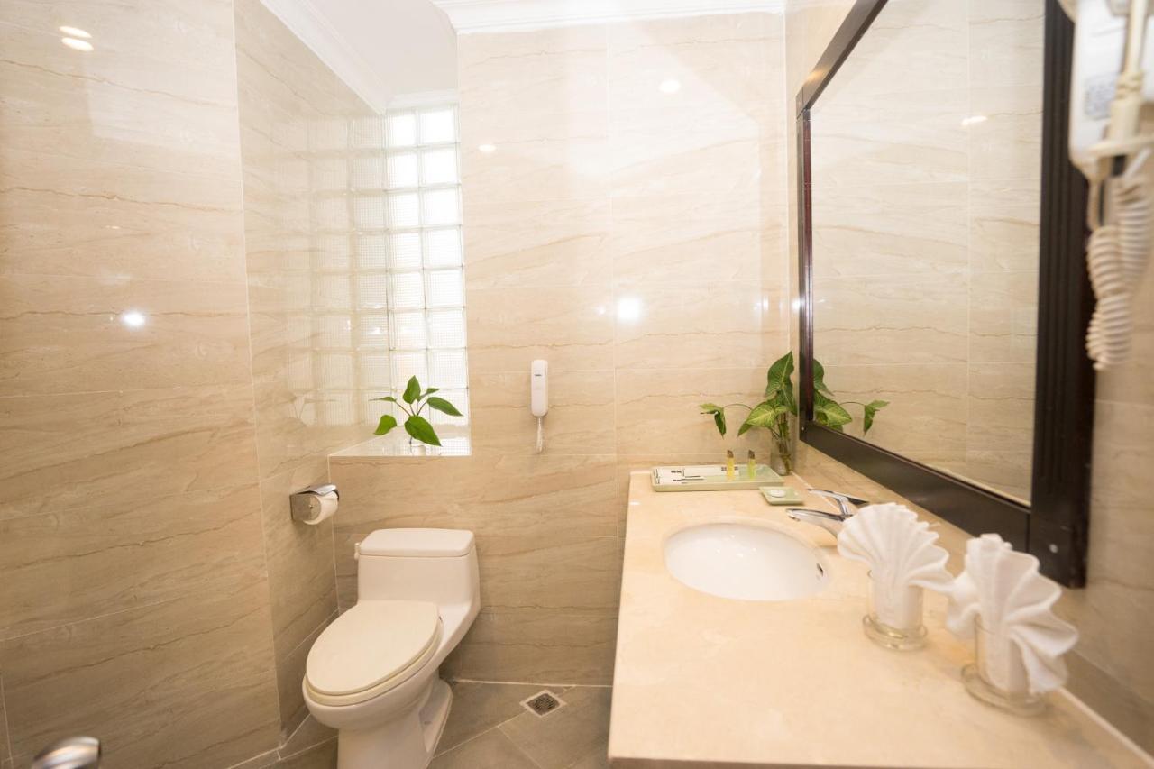 Aloha Halong Hotel Ha Long Exterior photo